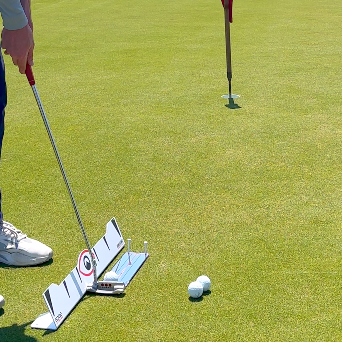How Can I Stop Pulling and Pushing My Putts?