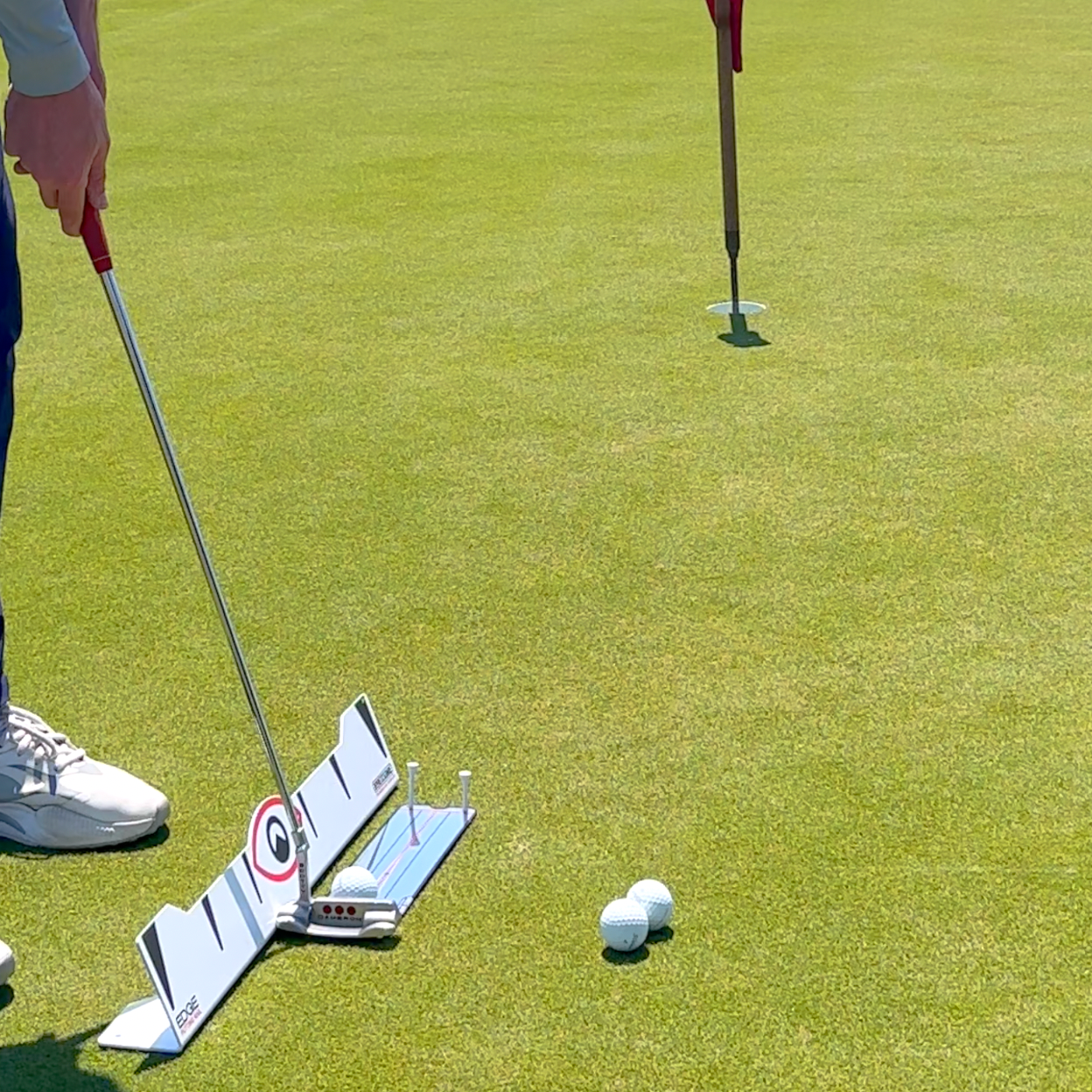 How Can I Stop Pulling and Pushing My Putts?